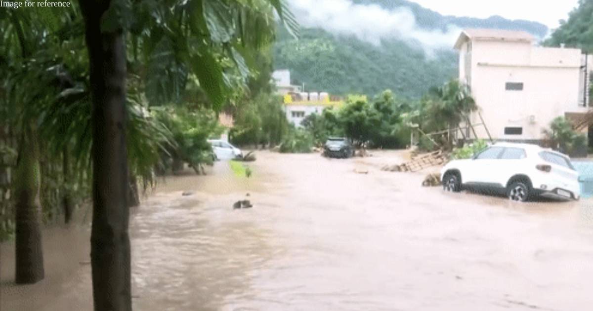 U'khand cloudburst aftermath: Heavy water flow damages roads in Dehradun